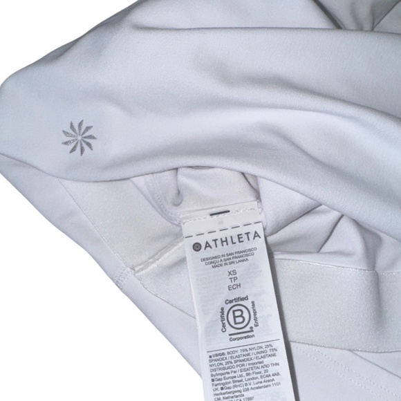 NWOT Athleta Conscious Crop Sports in Bright White Shelf Bra High Neckline A-C - Picture 6 of 7